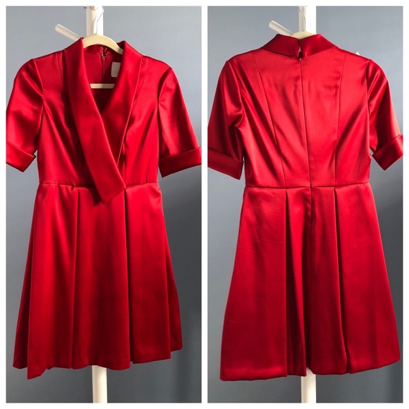 Gal Meets Glam Ruby Dress in Red Satin - Picture 3 of 5